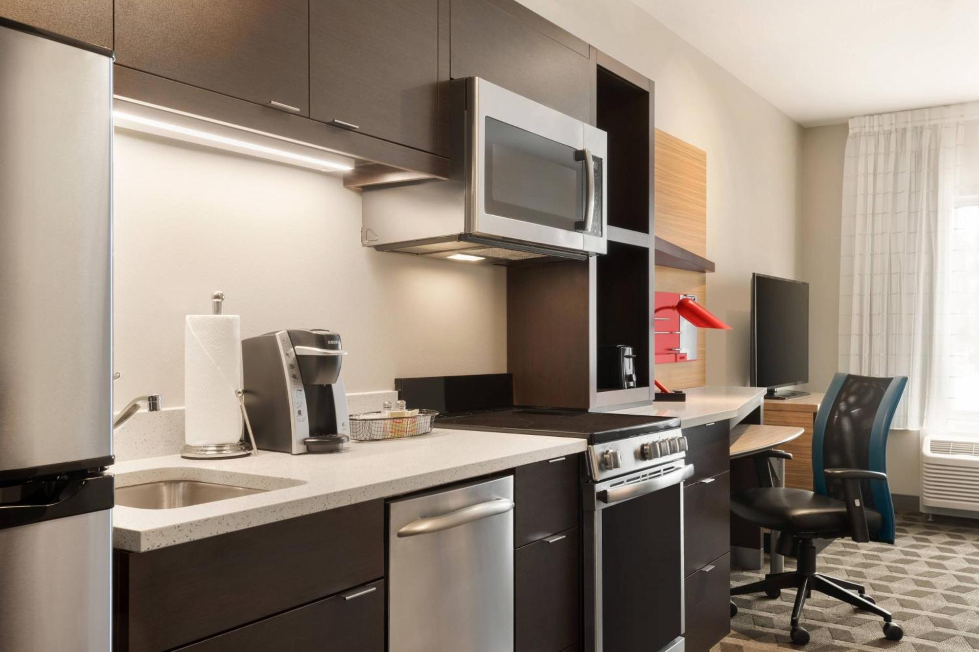 Towneplace Suites By Marriott Dubuque Downtown Extérieur photo