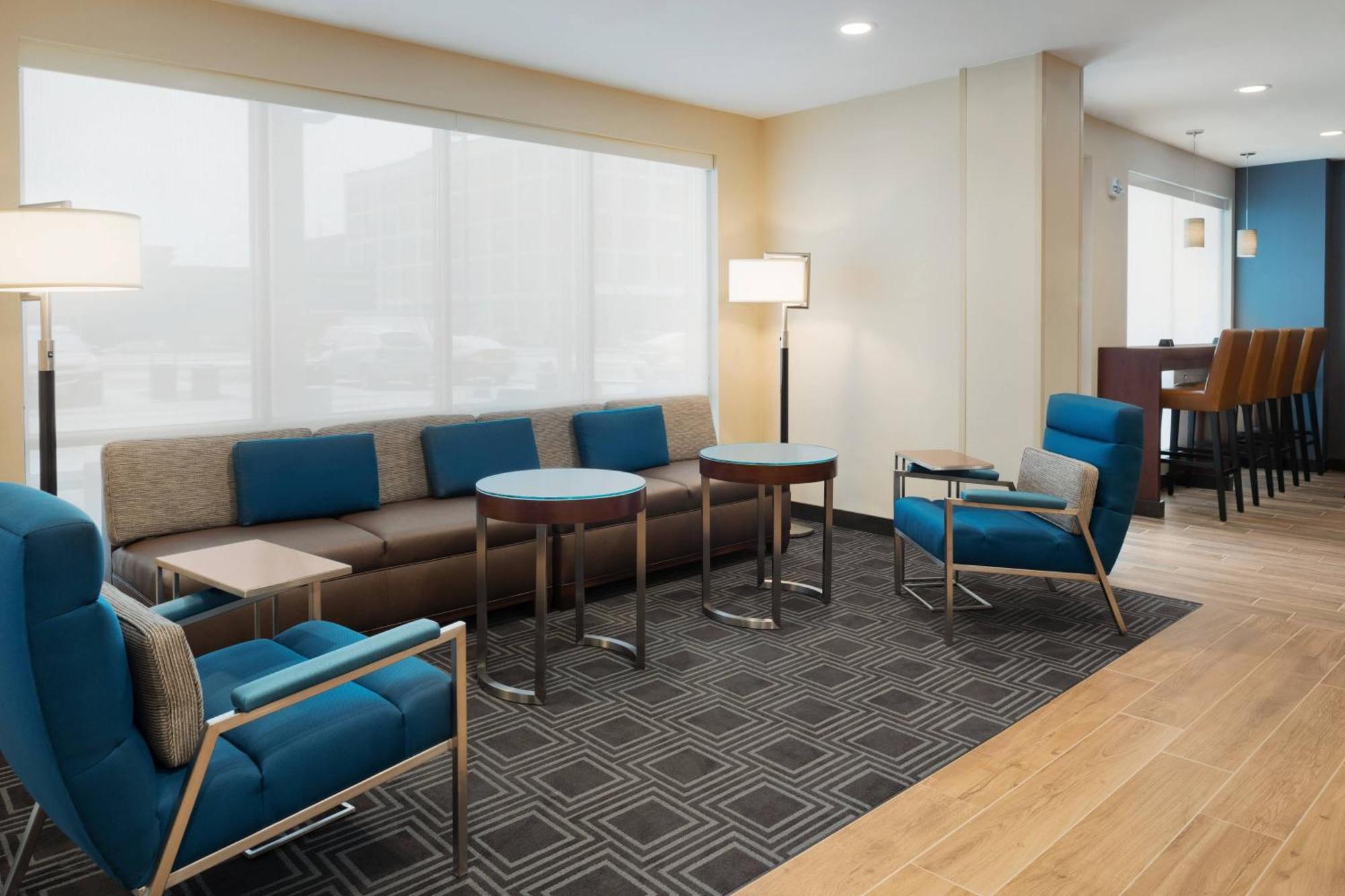 Towneplace Suites By Marriott Dubuque Downtown Extérieur photo