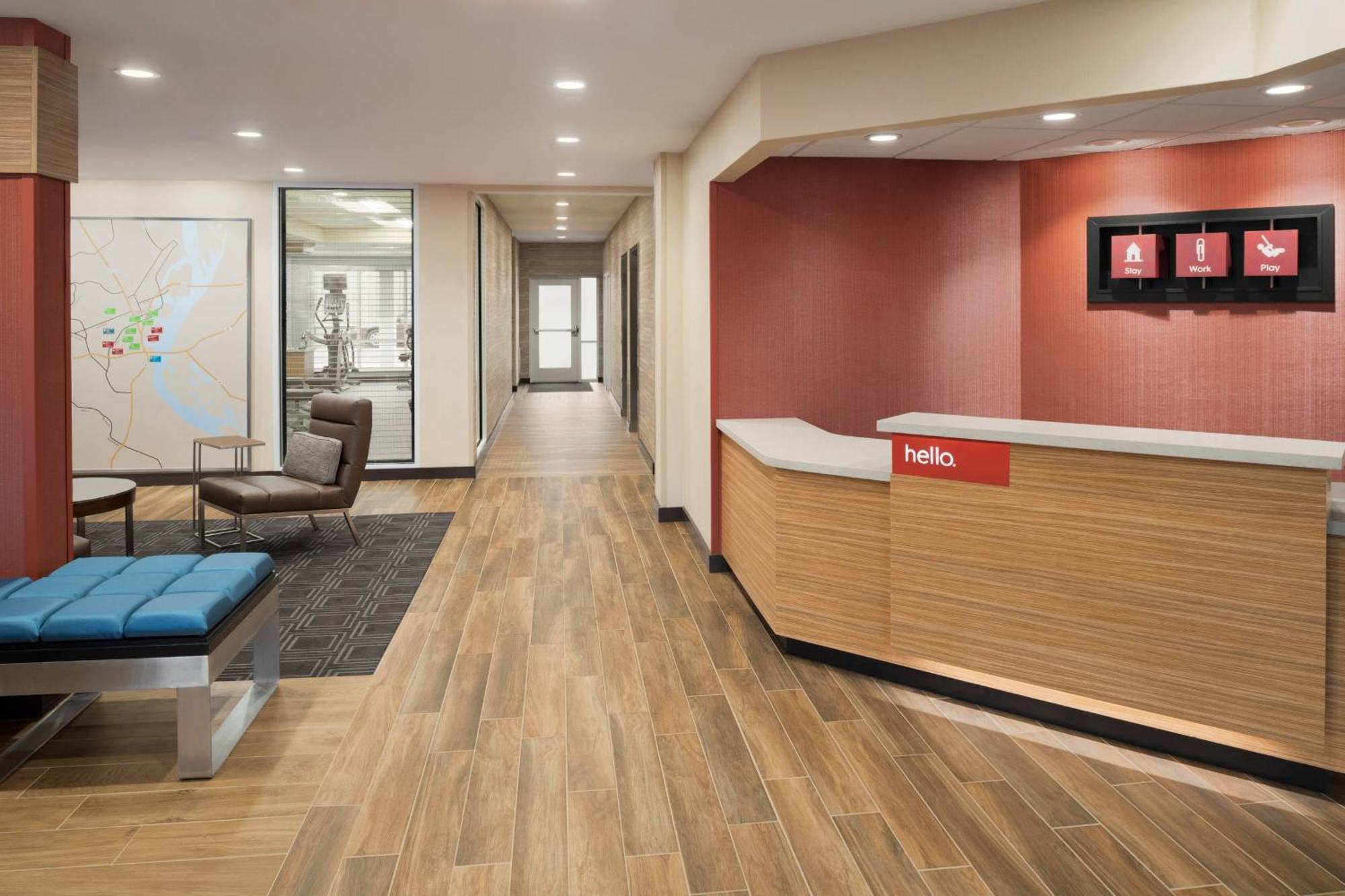 Towneplace Suites By Marriott Dubuque Downtown Extérieur photo