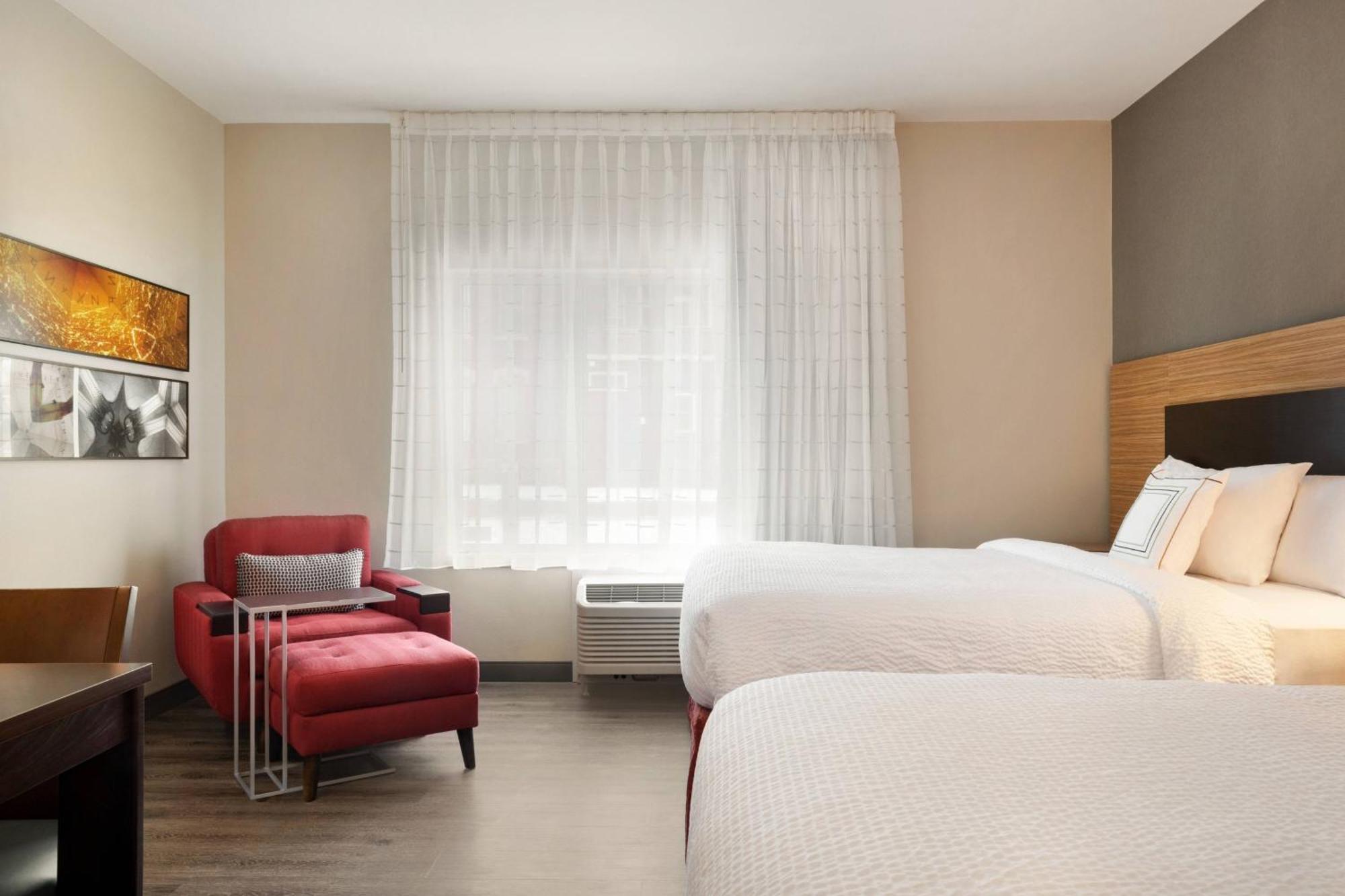 Towneplace Suites By Marriott Dubuque Downtown Extérieur photo